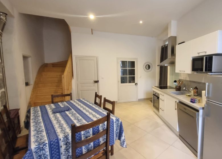 GITE MAISON TREILLOU