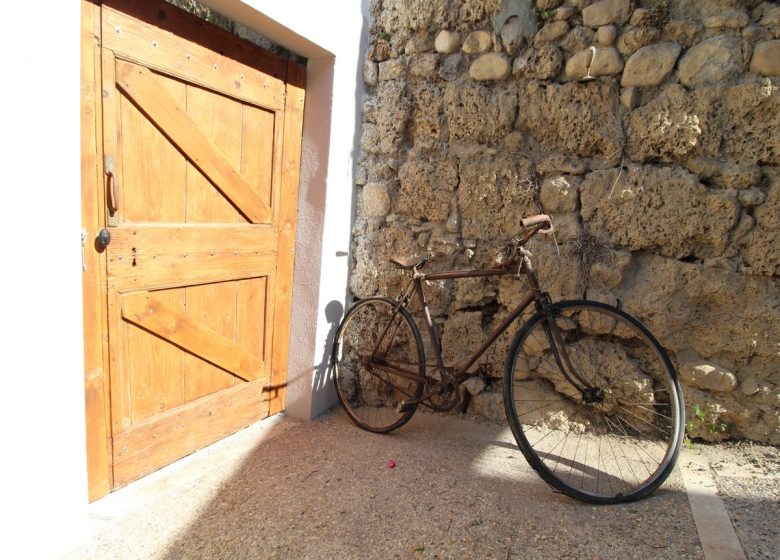 CASA RURAL EN LA FUENTE