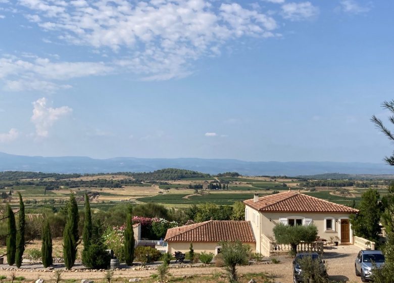 GITE LES JARDINS DE MONTBRUN – CHATEAU HENRI