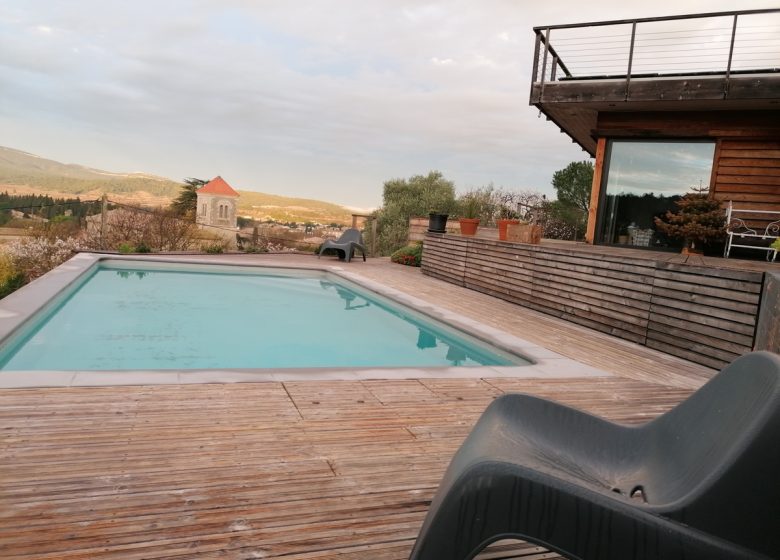 GITE – VILLA EN BOIS DES AMANDIERS