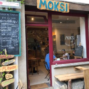 MOKSI CAFÉ