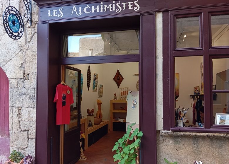 LES ALCHIMISTES