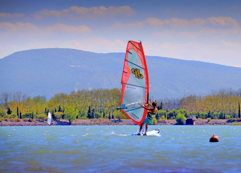 LAC DE JOUARRES