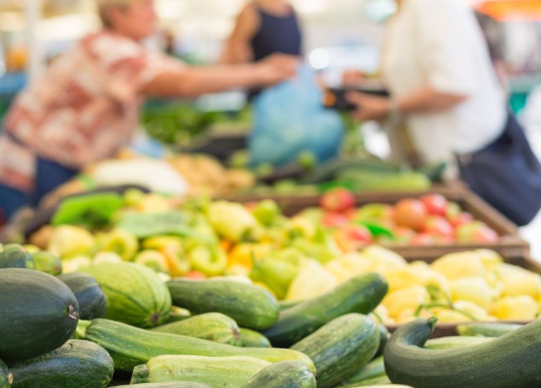 MARCHÉ HEBDOMADAIRE