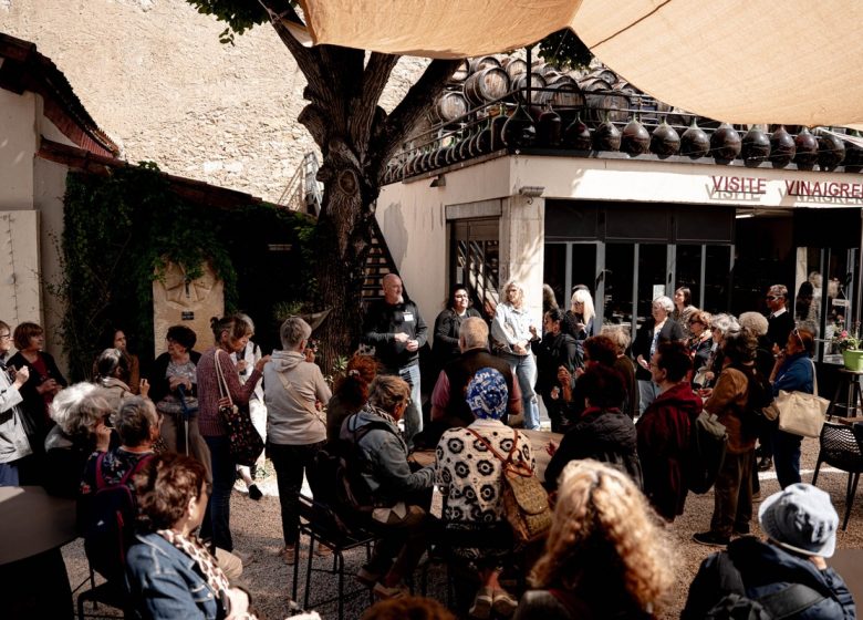 EN COULISSE, VISITE D&rsquo;UNE VINAIGRERIE ARTISANALE FRANÇAISE