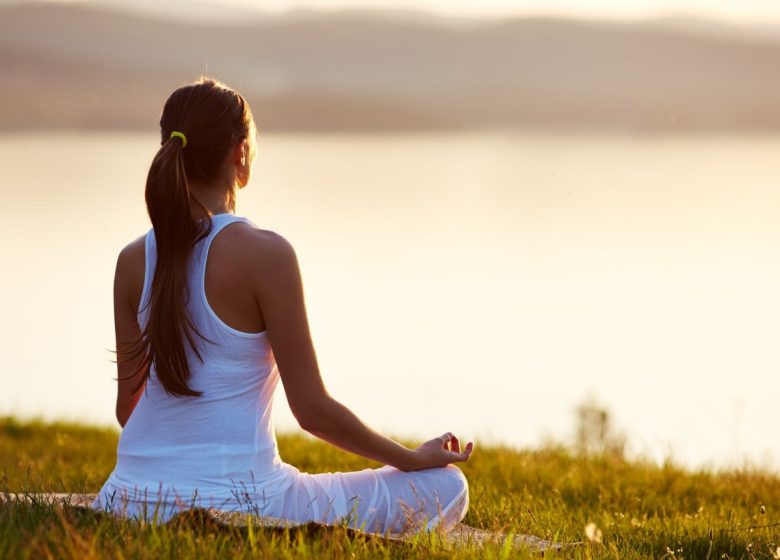 SÉANCE DE POÉSIE ET MUSIQUE