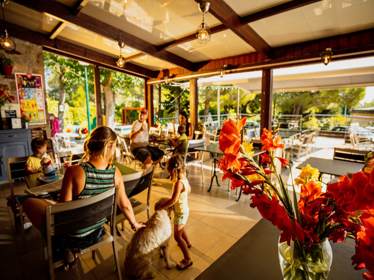 RESTAURANT- BAR DU CAMPING LA PINÈDE