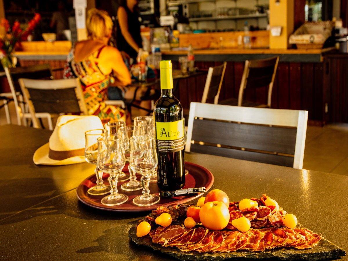 RESTAURANT- BAR DU CAMPING LA PINÈDE