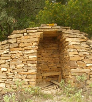 LA PINÈDE DE LA BADE ET LA PIERRE SÈCHE