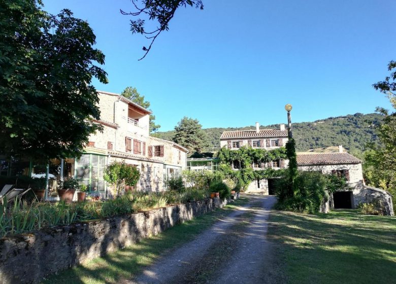 DOMAINE DES GOUDIS CASA RURAL SELVA