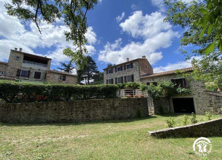 DOMAINE DES GOUDIS GITE AIGA