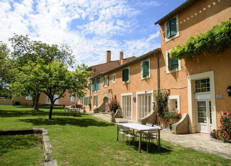 DAS GROSSE HAUS