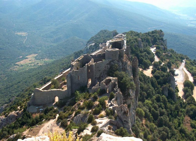 BETWEEN SEA AND CORBIERES