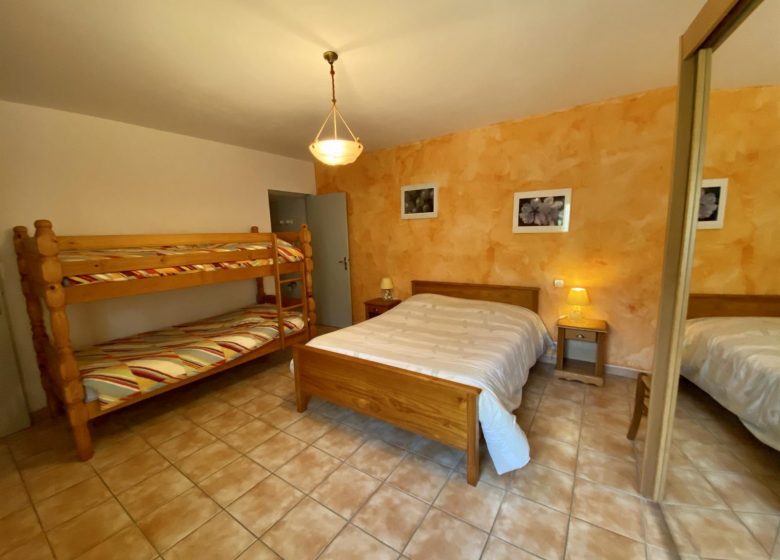 VILLEMAGNE COTTAGE